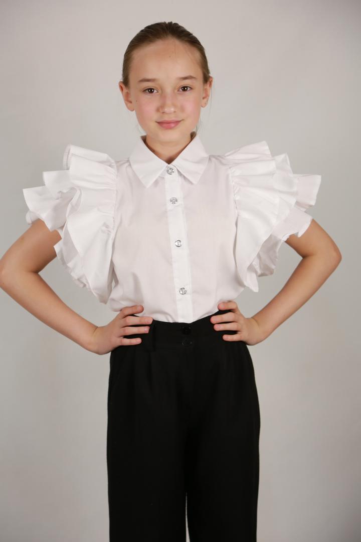 Блузка для девочки с объемными рукавами