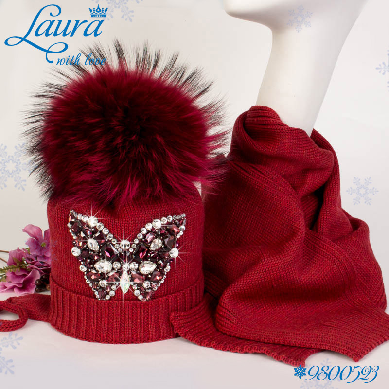 Зимний комплект для девочки: шапка+шарф