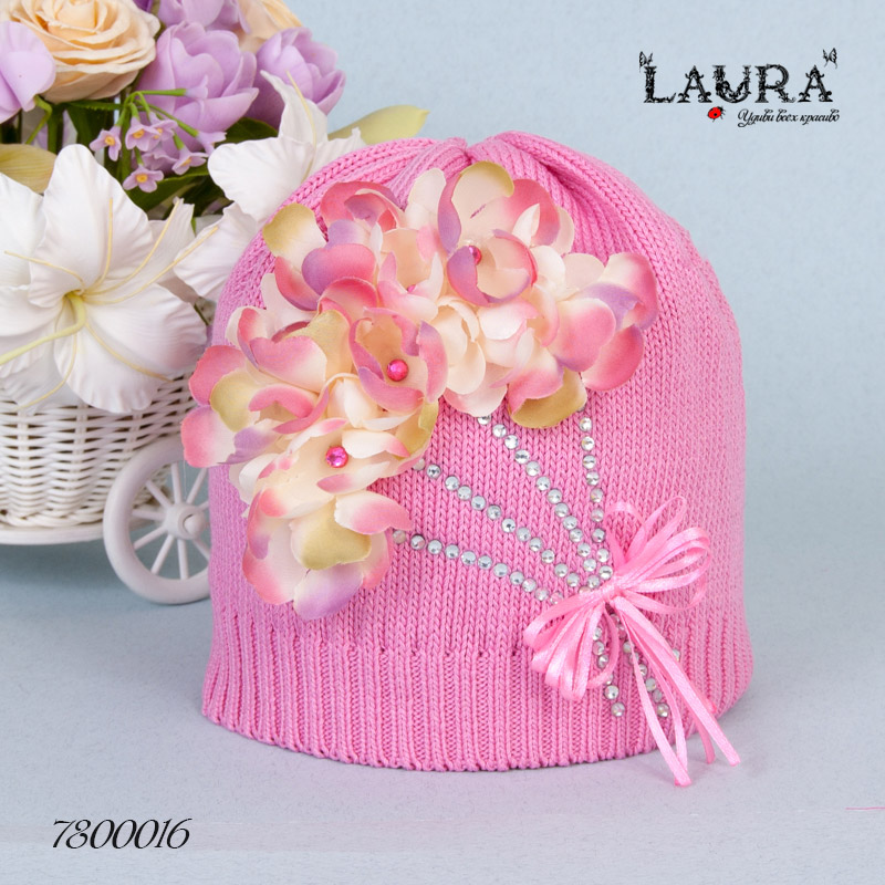 Шапка Laura весенняя