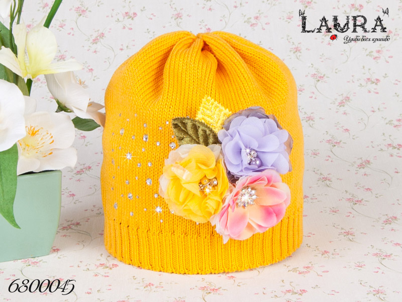 Шапка Laura весенняя