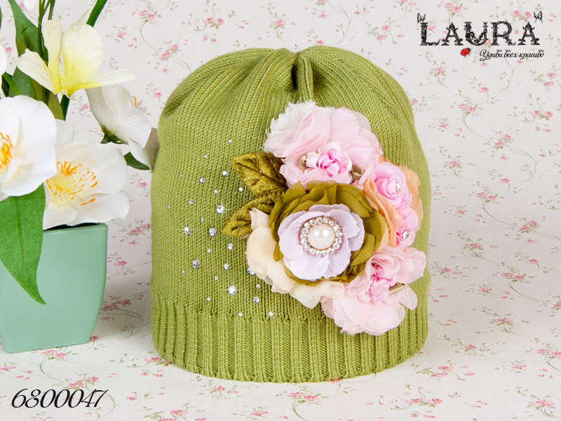 Шапка Laura весенняя