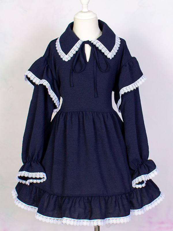 Школьное платье с кружевом Амалия